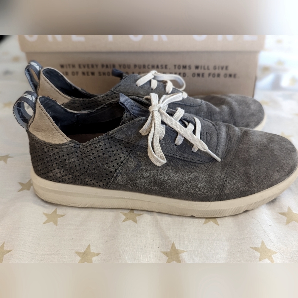 Toms Cabrillo Style Grey and Green Shoes Men's Size 8.5, W 10